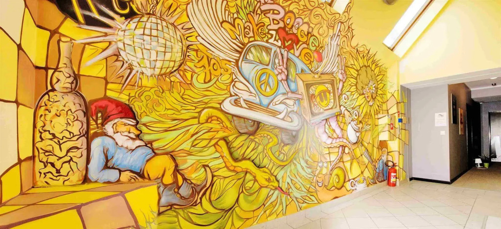 Glow Hostel