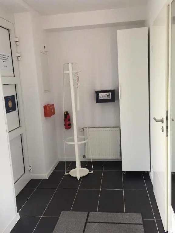 Apartment End