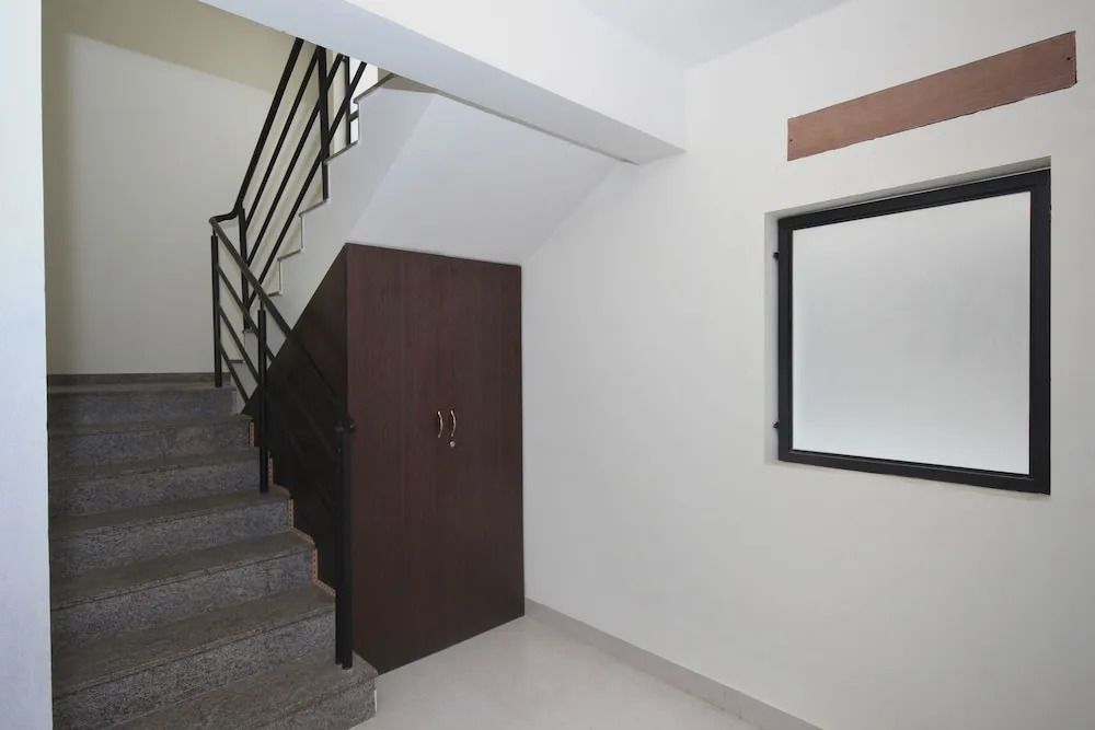 Green Land Suites