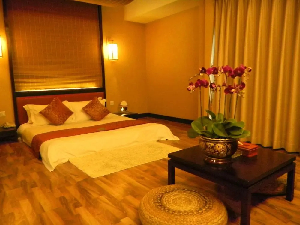 Sanflowery Hotel