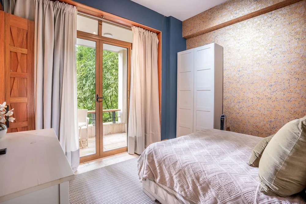4BR Maid Included Golf Course View 8 Guest