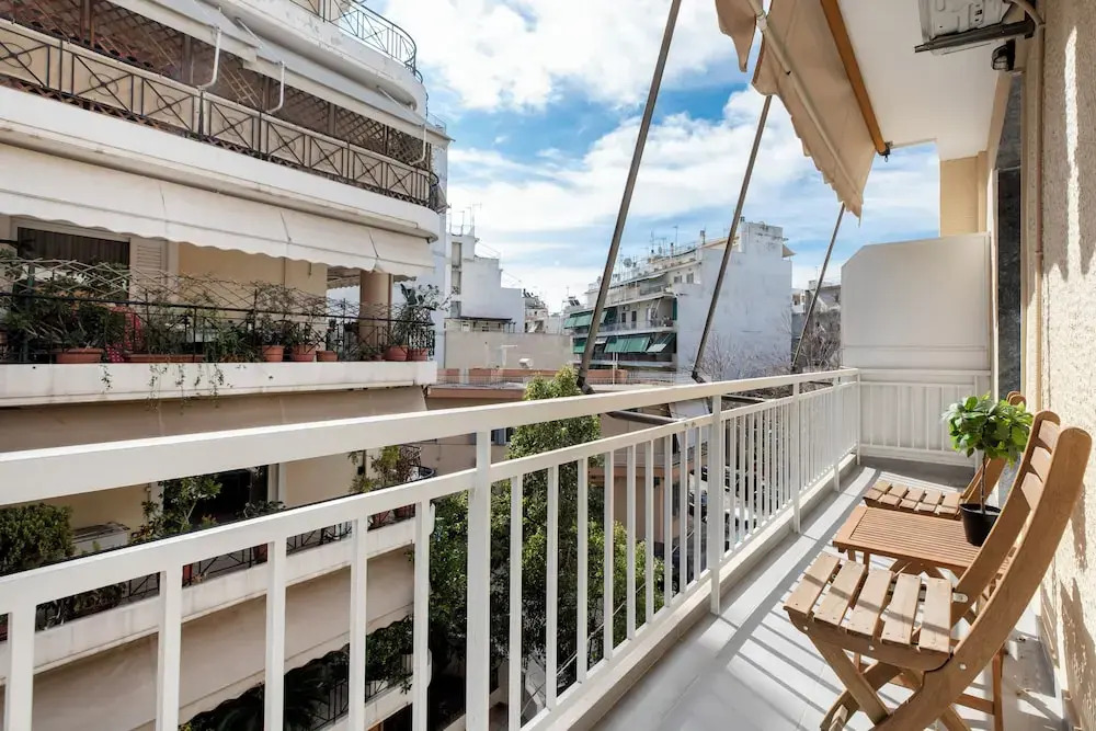 Arco - 2-BR Apt in the Heart of Athens