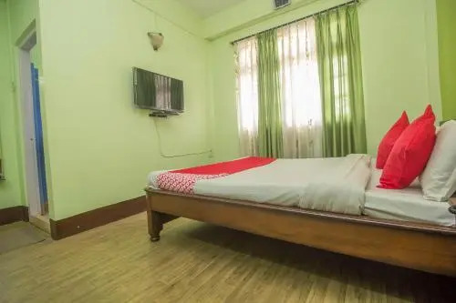 Manakamna Residency