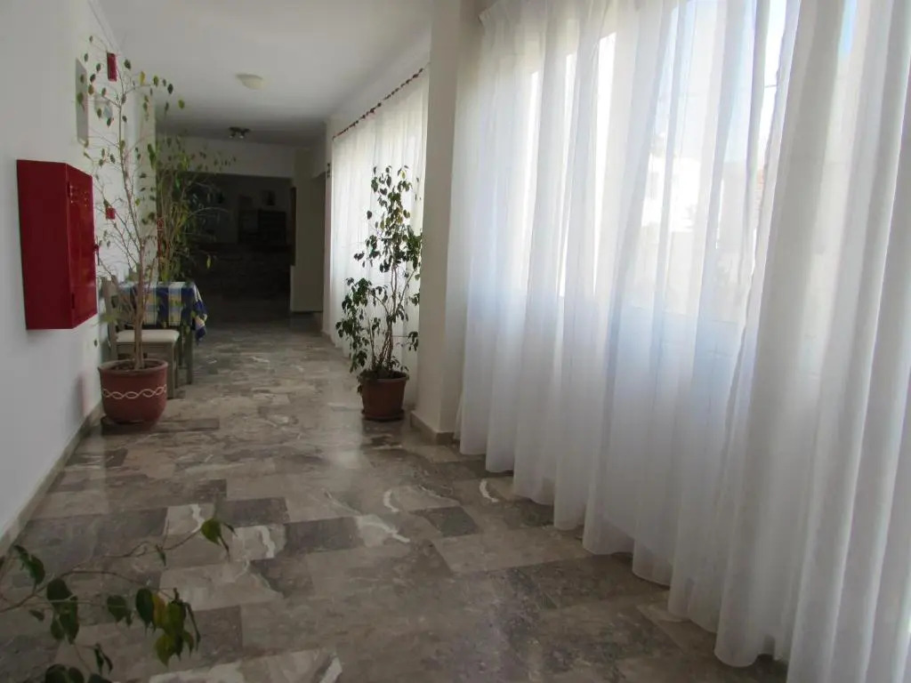 Luis Apartments