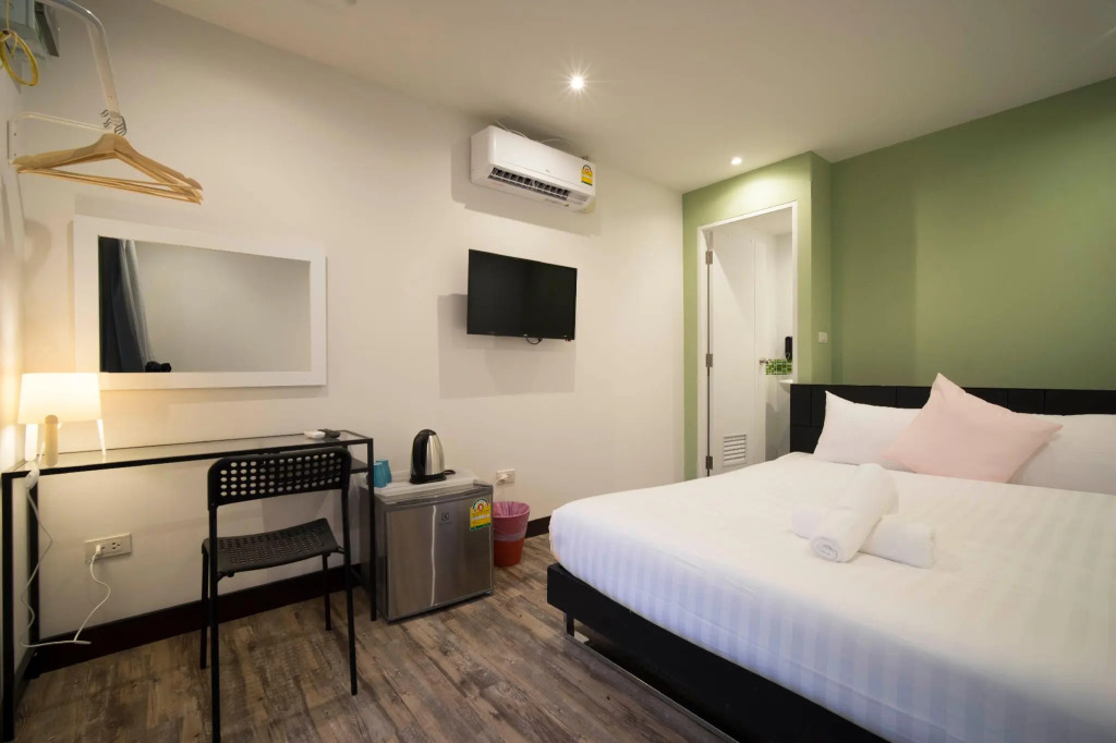 Resort M - MRT Huai Khwang