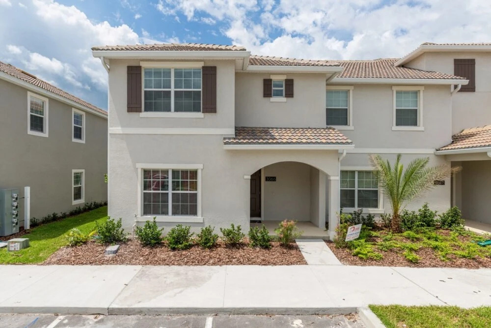 Storey Lake - 3066 Gatsby Street