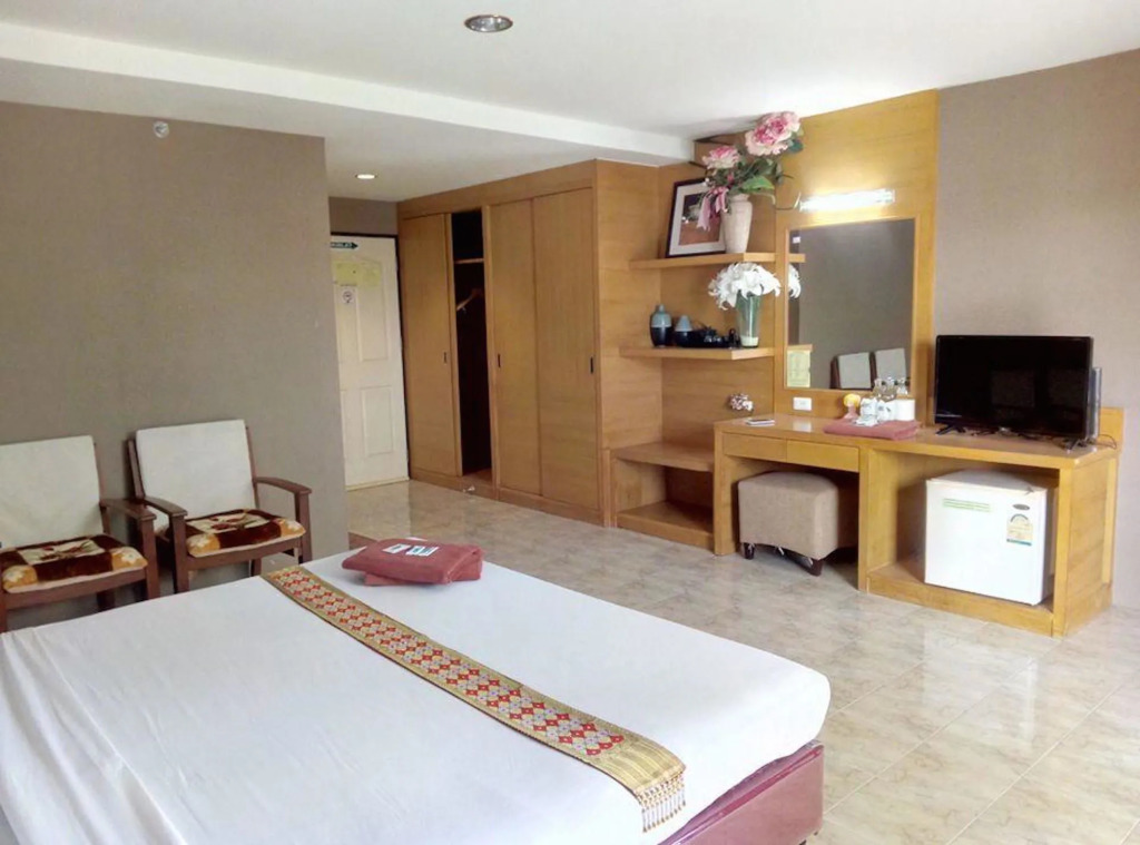 Pearl Place Hotel