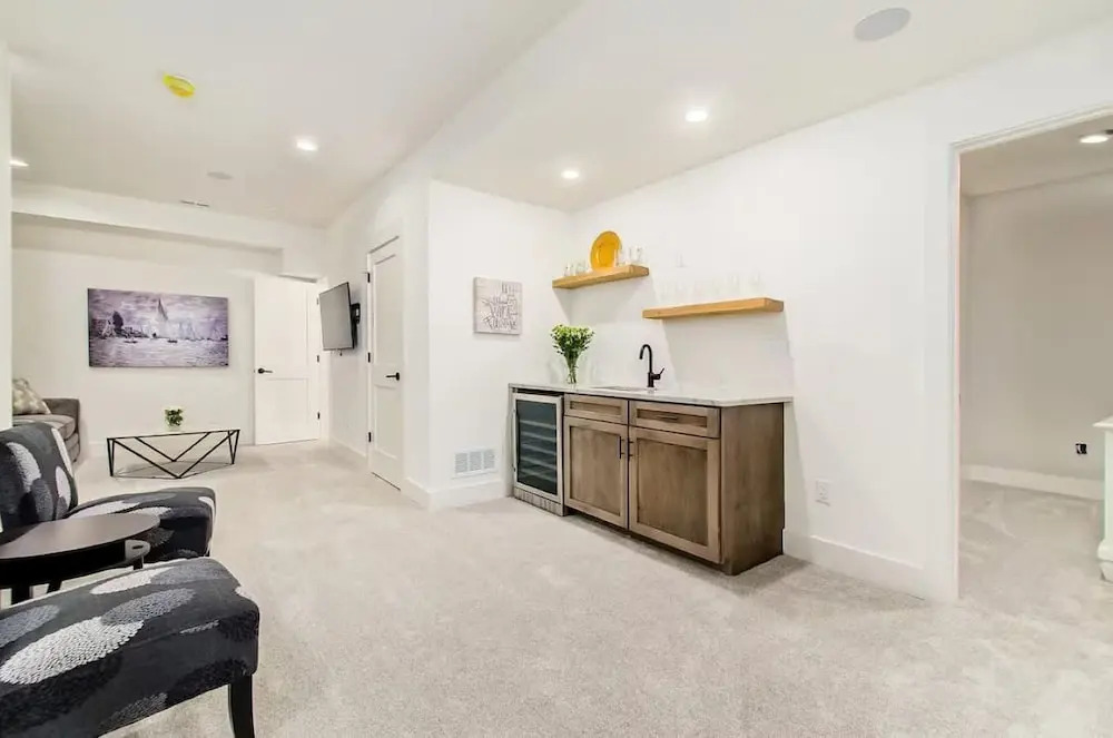 Jungle House Designer Residences - Downtown Columbus