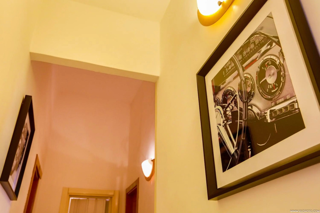 Gordons Apartment