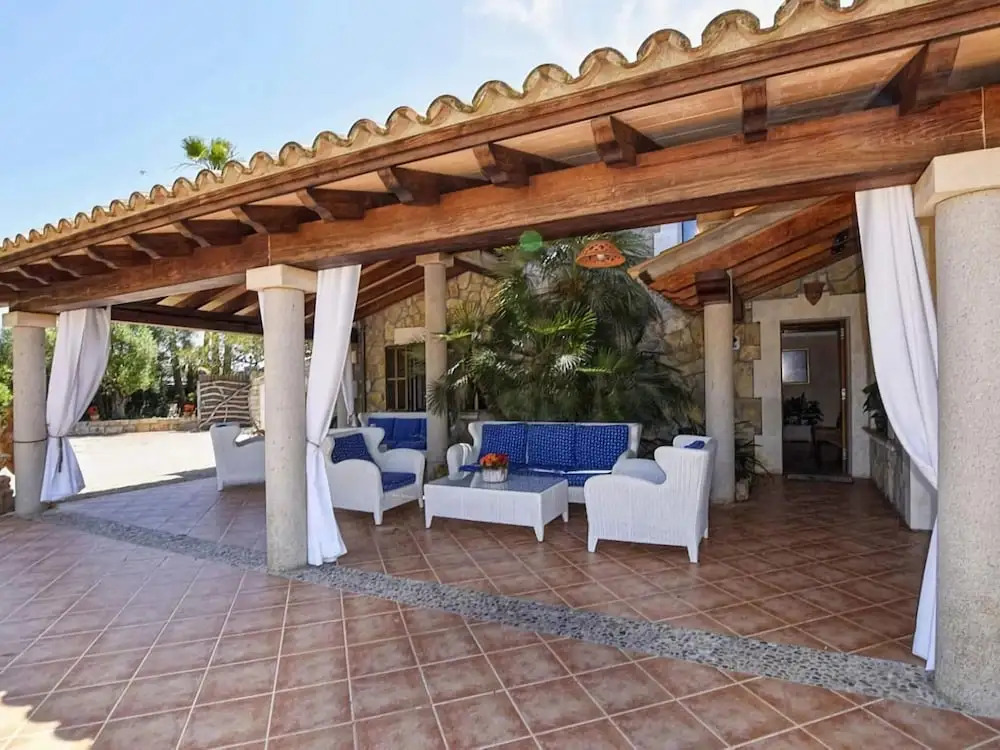 Country House near Alcúdia Bay with Pool