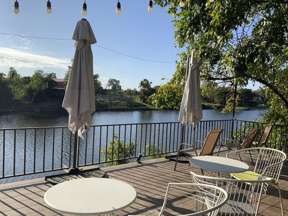 Morocco Blue cafe by Chilong River Farm Resort