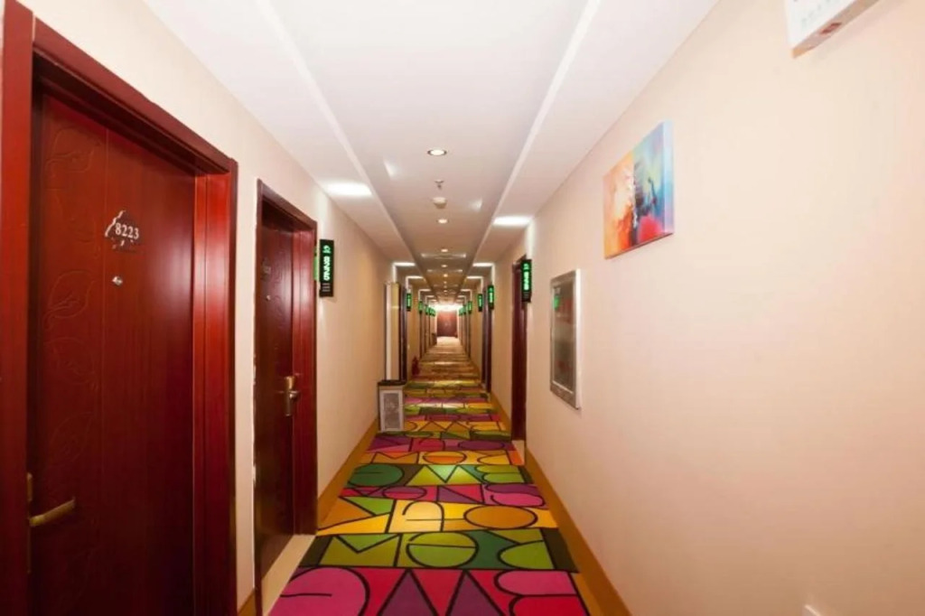 Shell Beijing Changping District Chengnan Street Nanhaozhuang Village Hotel