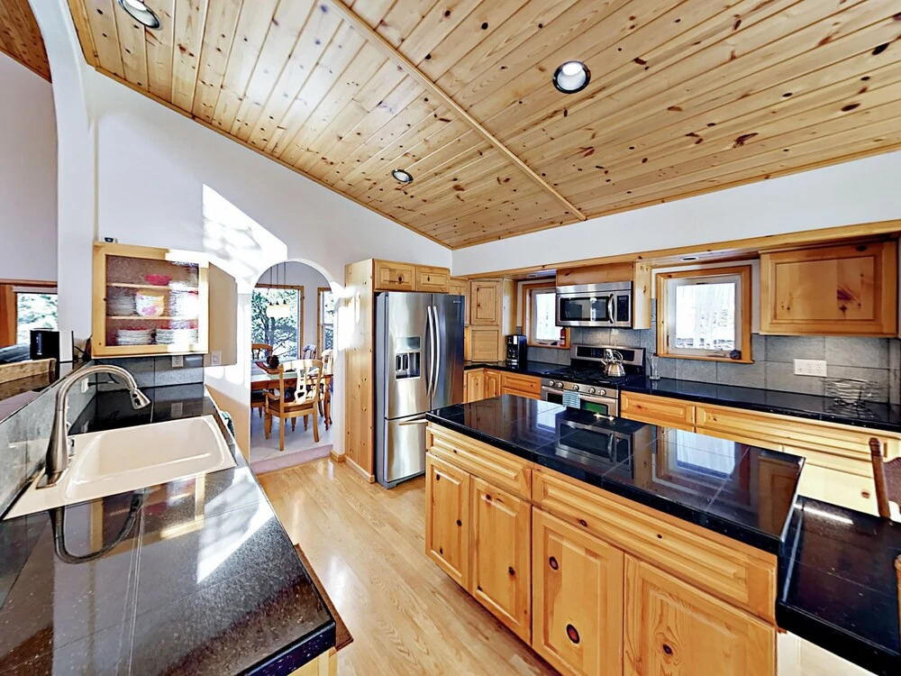 Slalom Way - 3 Br Home
