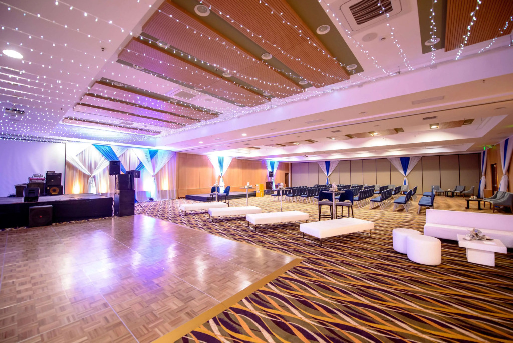 Wyndham Manta Sail Plaza Hotel and Convention Center