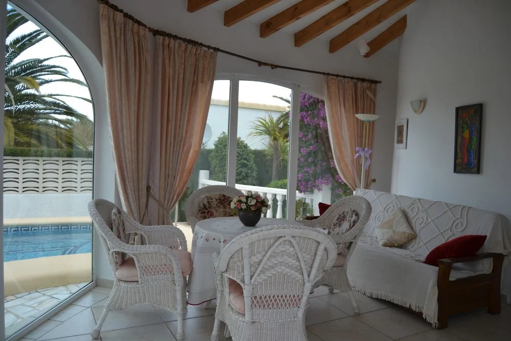 Chalet Blanca