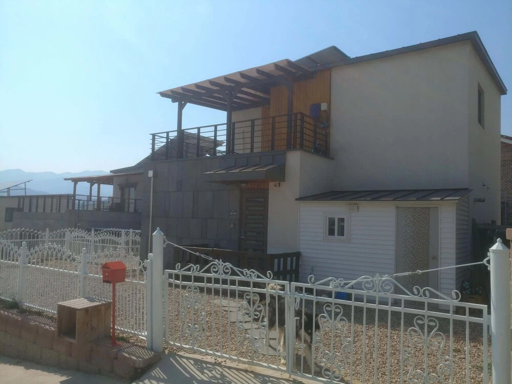 Baettekinae house
