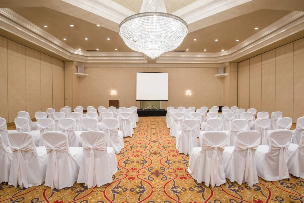Crowne Plaza Hamilton
