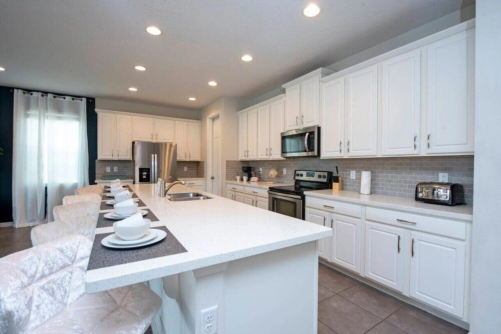 9BR Home w/ Private Pool Solara Resort