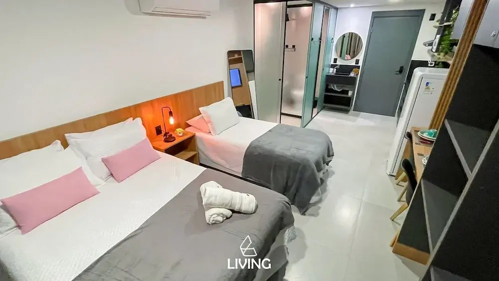 Flat Studios Get Sense - by Living