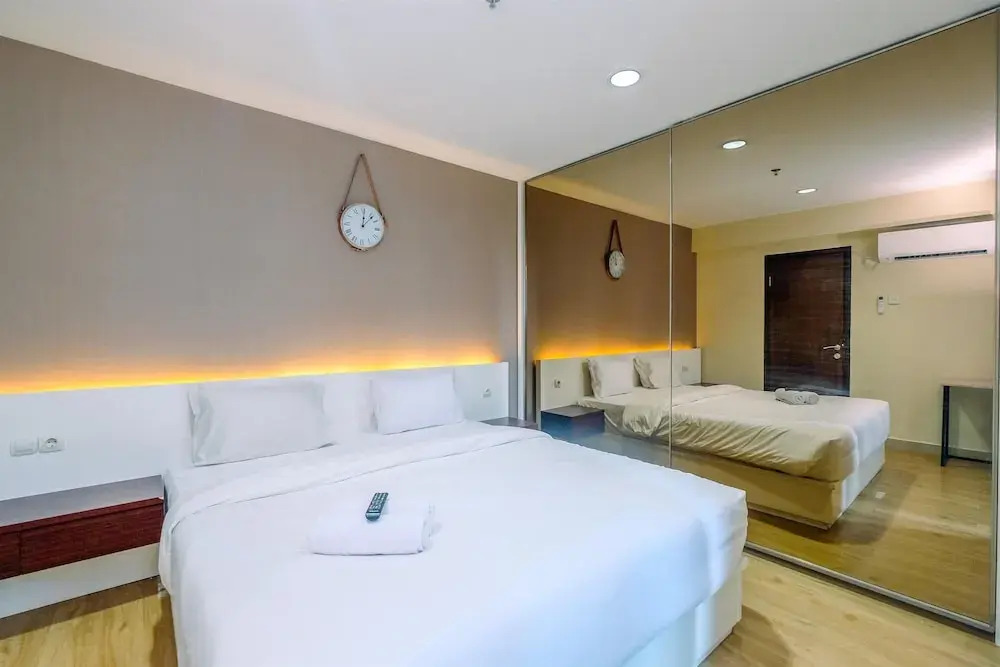 Minimalist And Comfort 2Br At Tamansari The Hive Apartment