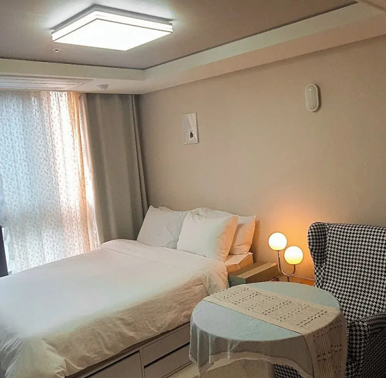 feel at home 동성로스타 비앤비
