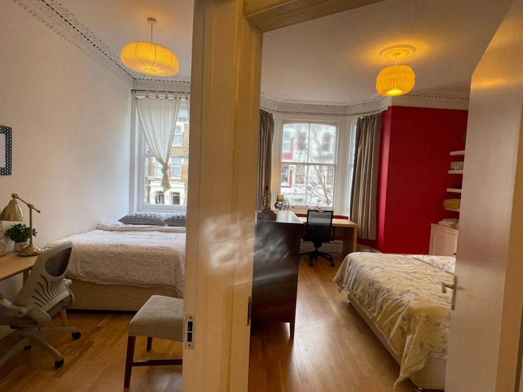Charming Spacious 2 bed Apartment Close to Heart of London