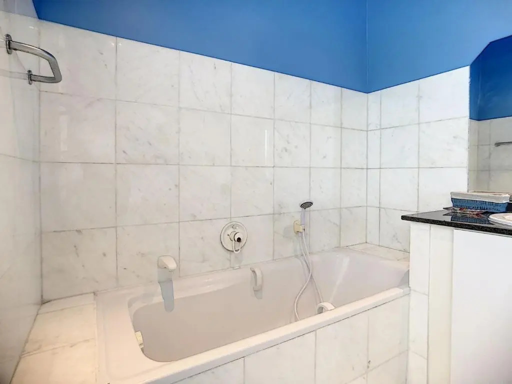 Wdf 2 bedrooms locate at the tip of the Croisette