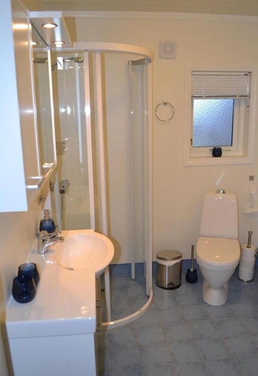 Awesome Apartment in Norheimsund With Wifi