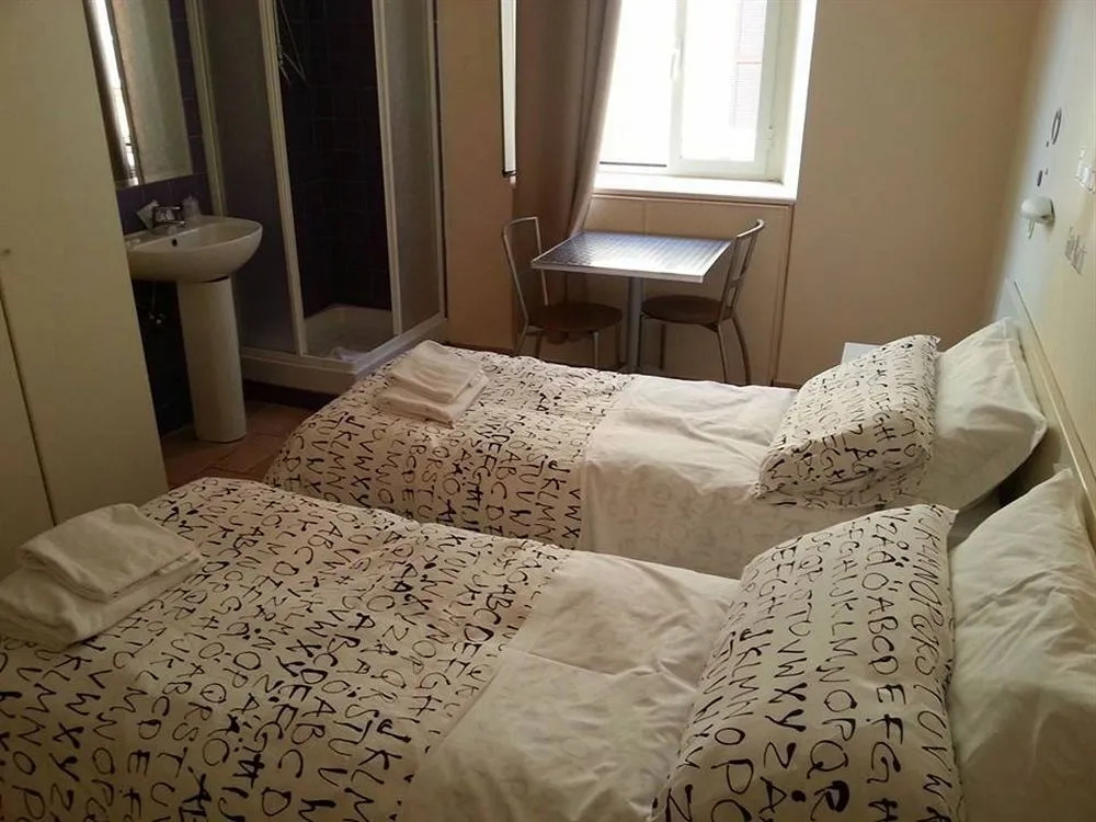 Bubbles Rooms