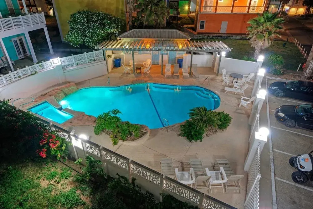 Sleeps 24 2 Homes w/ Beach Boardwalk Access & Deck Views Steps to the Beach