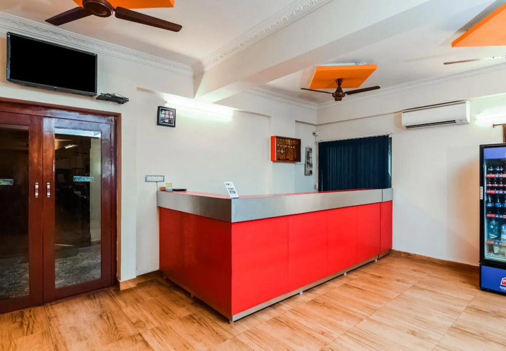 Hotel Naidu Grand by OYO Rooms