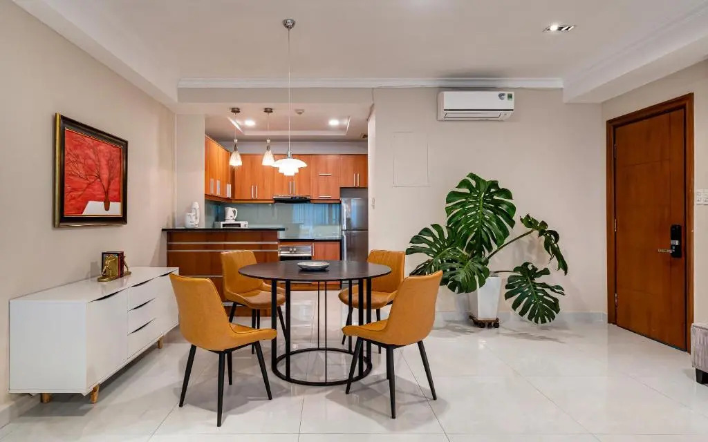 Spacious Central Apartments for Group and Family - Sailing Tower