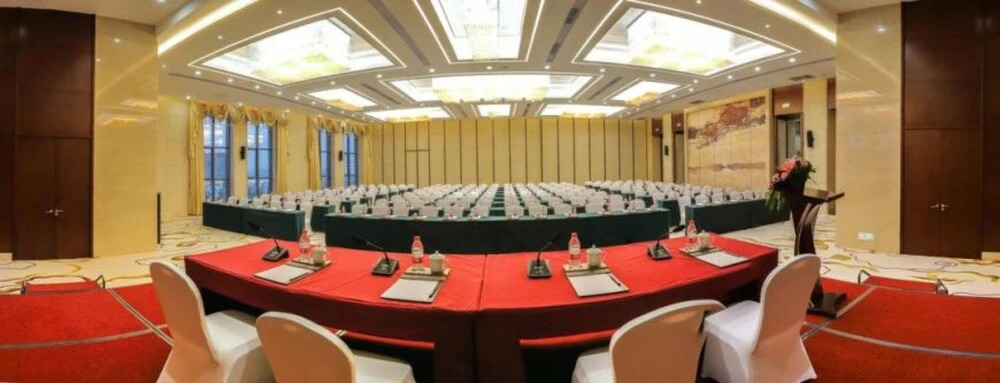 Hualiang Huatian Holiday Hotel