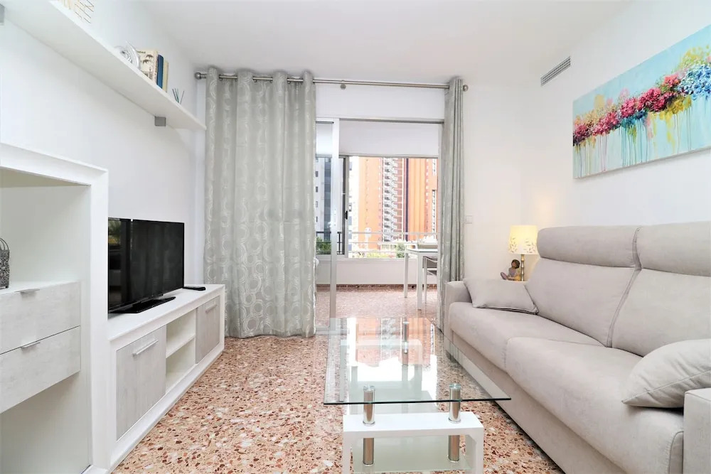 Lidersol Apartment 3-F