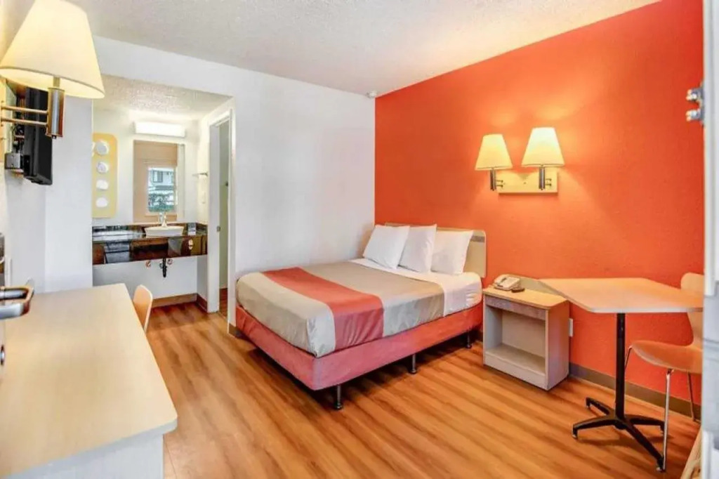 Motel 6-Stockton, CA - North
