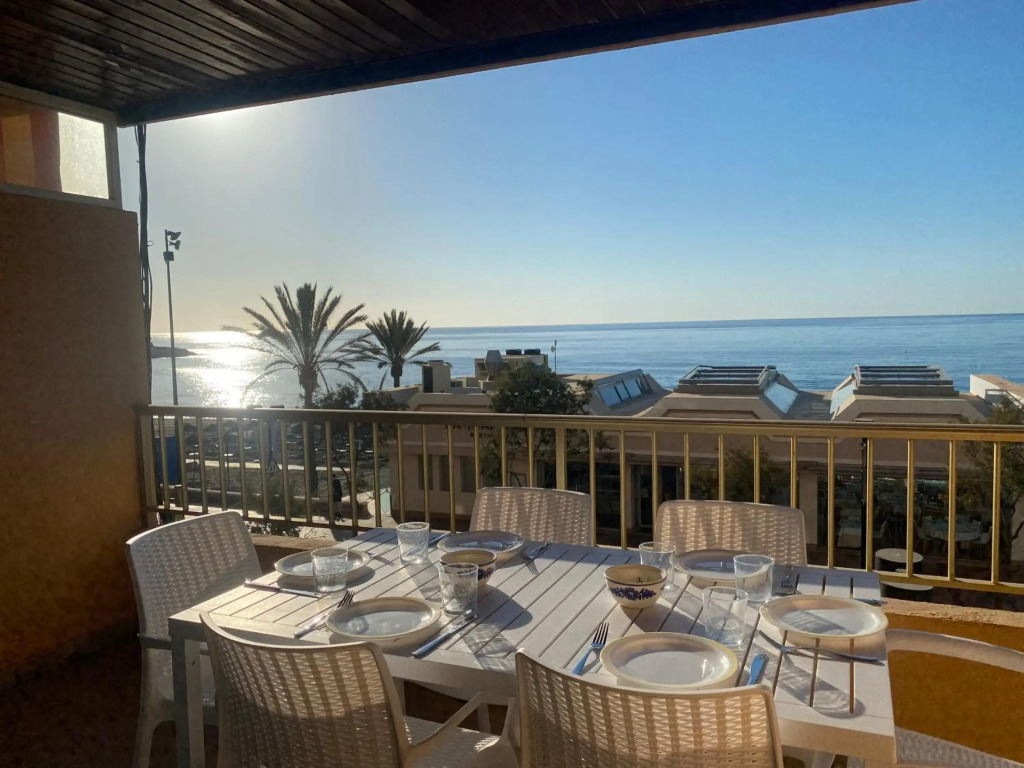 Albamar frontline Beach apartment 3 bedrooms