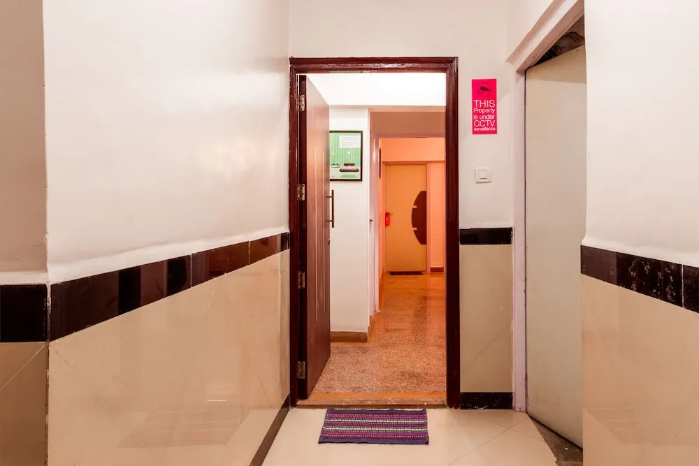 Hotel Lake View Residency