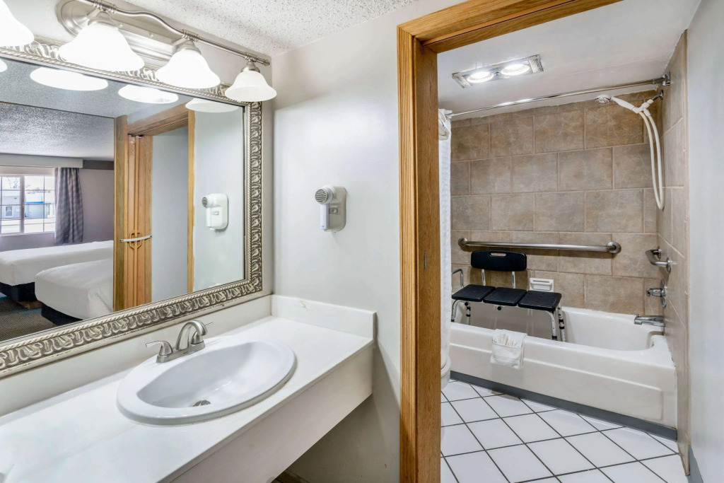 Days Inn by Wyndham Delta CO