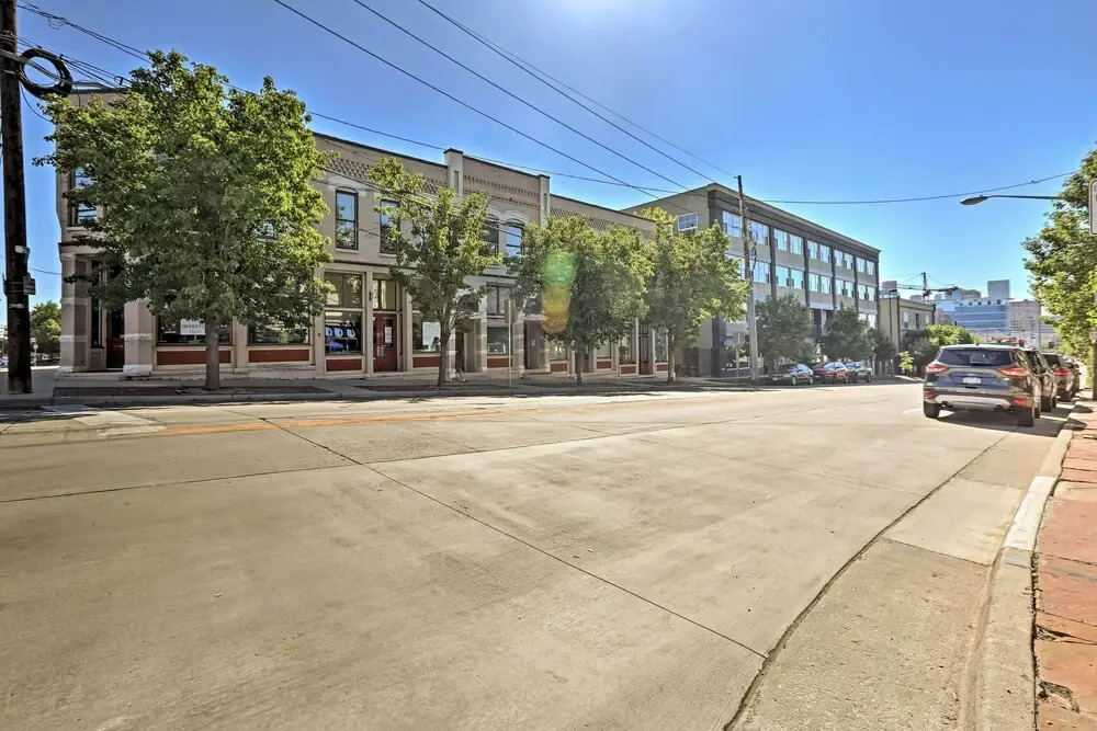 Lohi Apartment w/ Patio: 1 Mi to Downtown Denver!