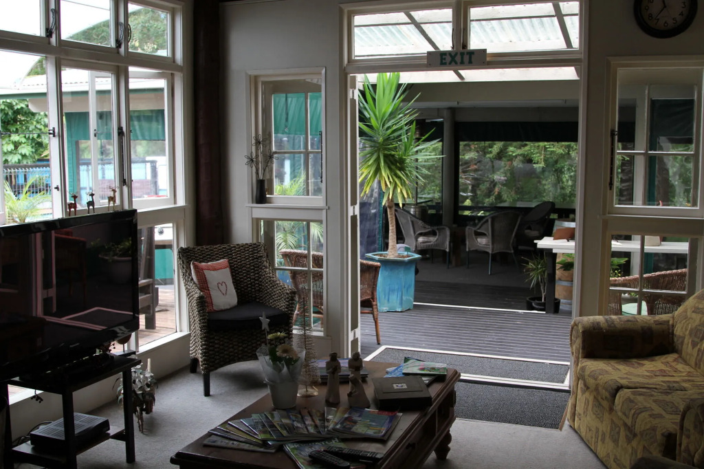 Woodlands Motel