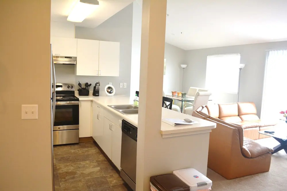 Lake Union View Suites by Metro