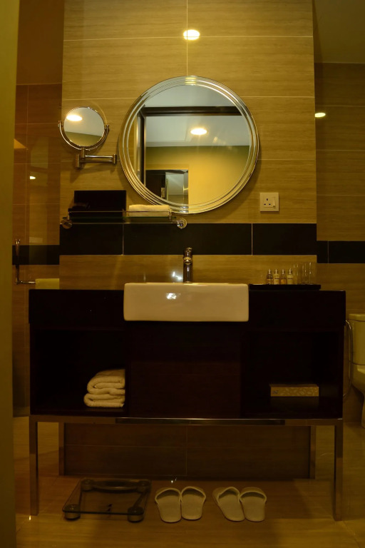 Mudzaffar Hotel