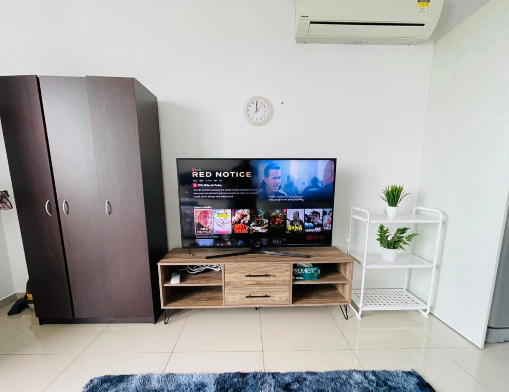Homestay I City Cantik Tenang Wifi 4k Smart TV Netflix Coway Free Parking