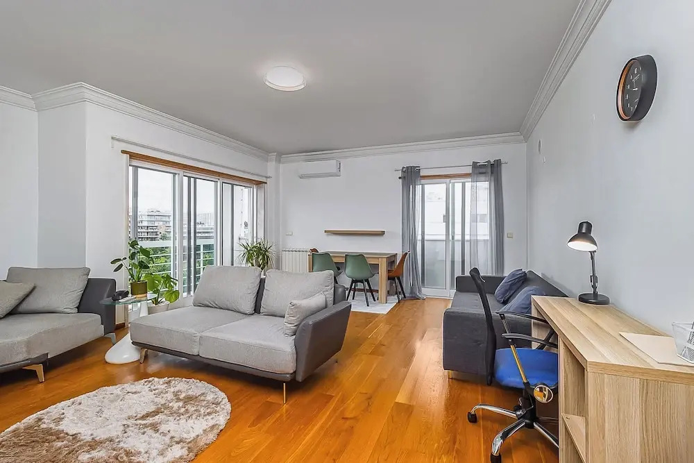 Stylish Stay in Lisbon-Scenic Views