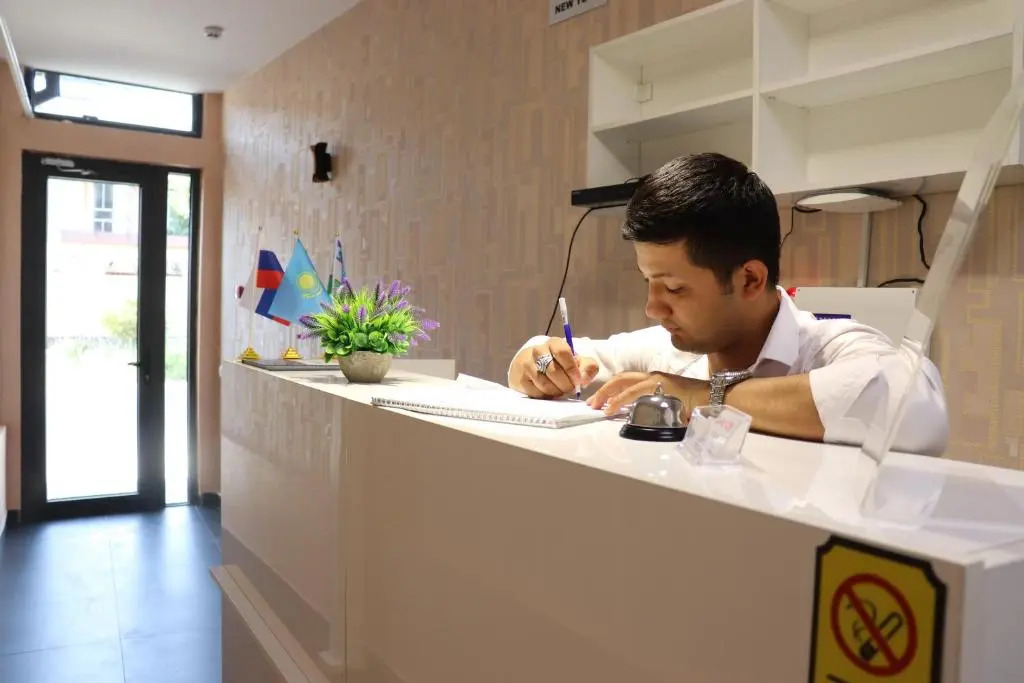 Bobur Hotel