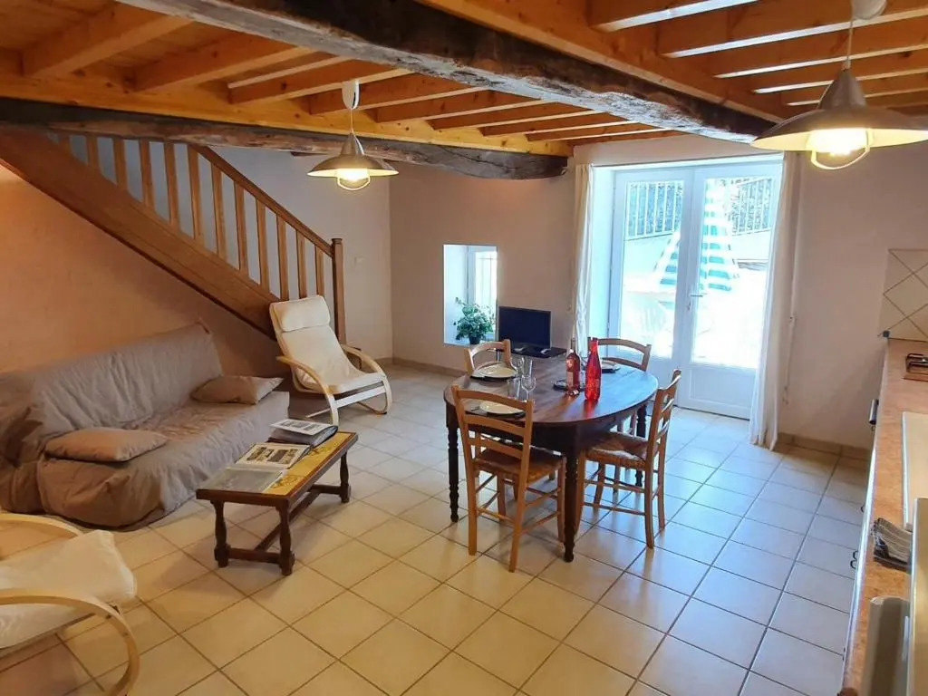 Gîte 11 pers., charme rural, internet, animaux admis - FR-1-496-86