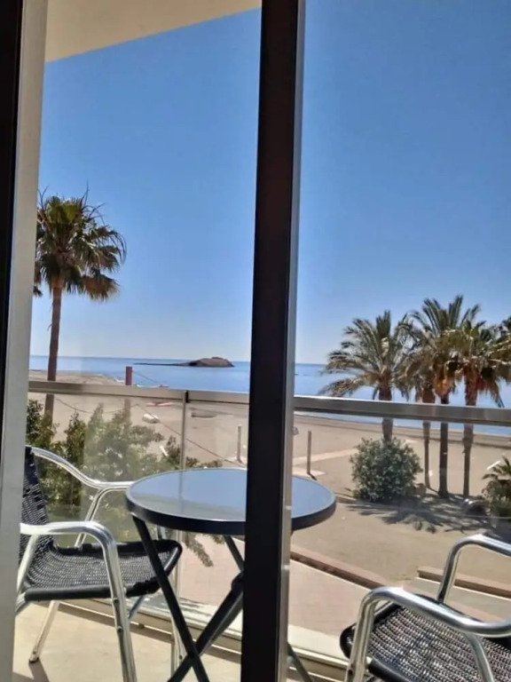 Hotel Alboran