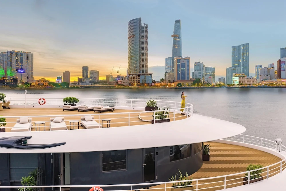 Sea Stars Cruise - Star of the South - Saigon River