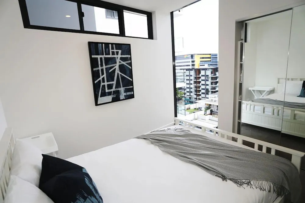 Serain Residences On Merivale Street