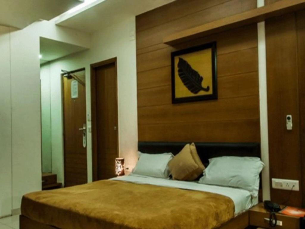 Hotel The Royal Plaza